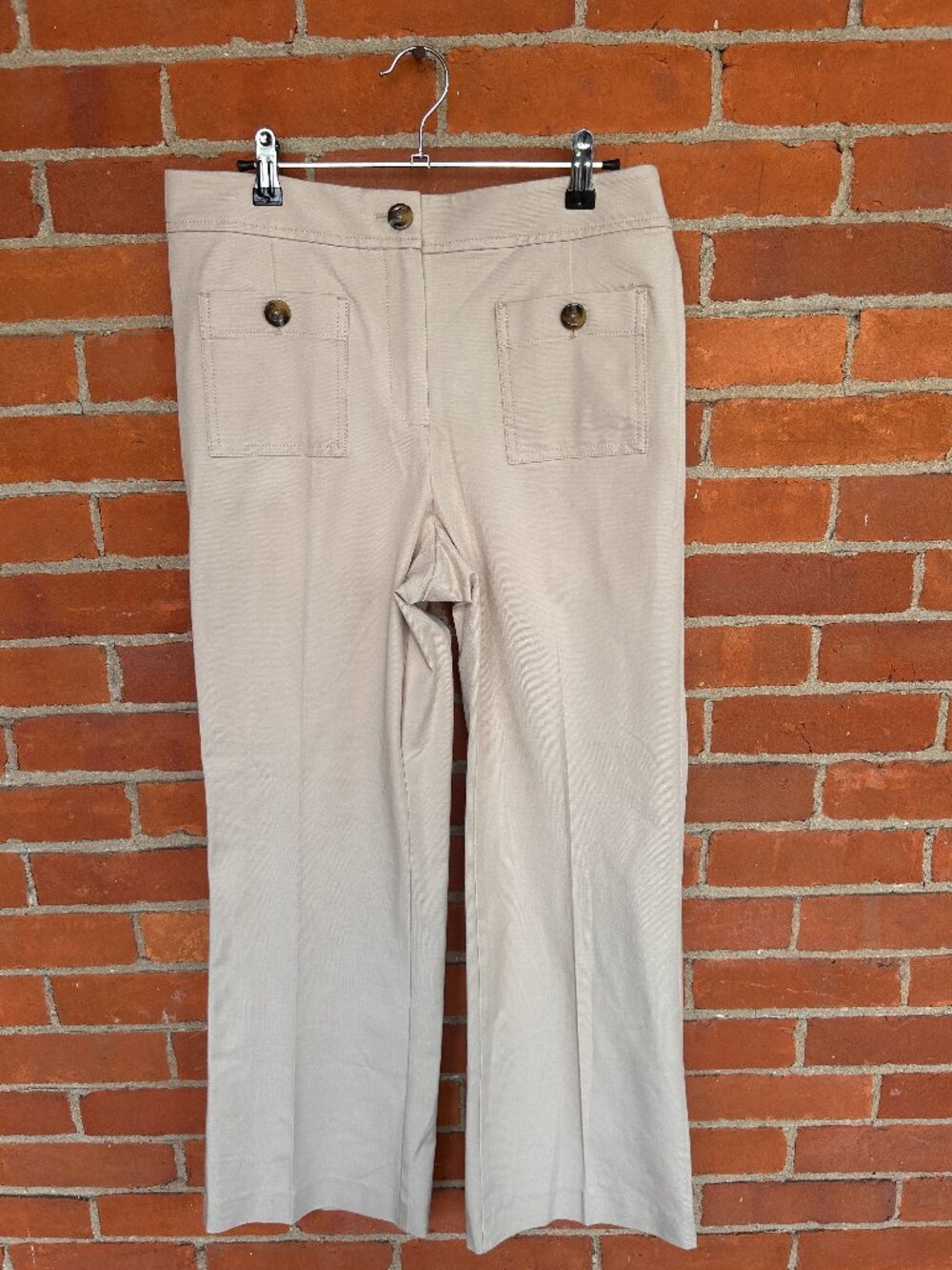 Ann Taylor Khaki Patch Pocket Pants Tortoiseshell Buttons 10P Spring 2025 Never